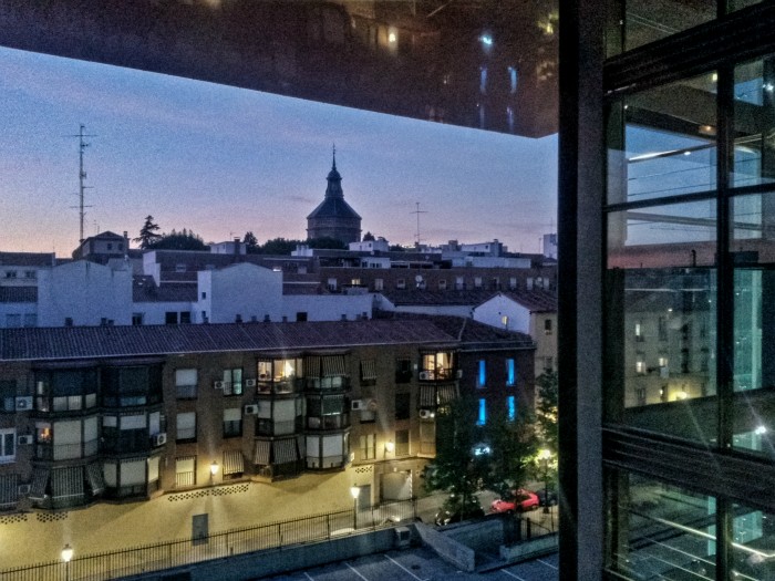 fotografia terraza reina sofia edificio fachada ventanas hogares arquitectura paisaje urbano siuacionismo psicogeografia antonio beltran